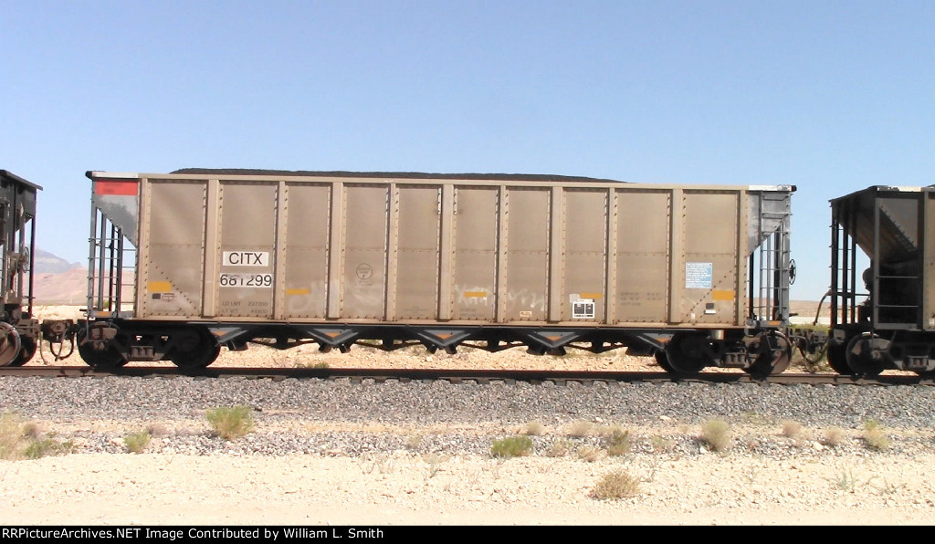 WB Unit Loaded Hooper Frt at Erie NV W-Pshr -12